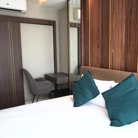 Two Bedrooms Seaview Apartment Surin Bangtao Area 4407 Ban Lum Fuang Exterior photo