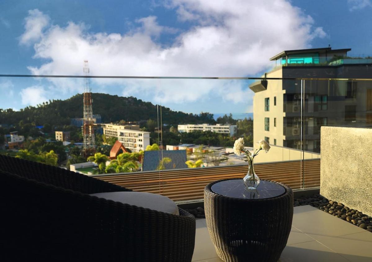 Two Bedrooms Seaview Surin Bangtao Area 4407 *
